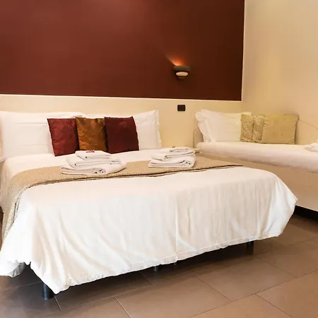 Hotel Il Piccolo Piacenza Esterno foto